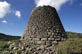Silanus-Nuraghe semplice Corbos: veduta della torre Silanus-Nuraghe semplice Corbos: veduta della torre