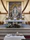 Atrzachena-Nuova chiesa parrocchiale di Santa Maria della Neve: l&rsquo;altare maggiore