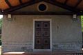 Arzachena: chiesa campestre di Santu lucca di l&rsquo;Agliuledda: il massiccio portone