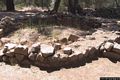 Arzachena-Il nuraghe albucciu: capanna del villaggio