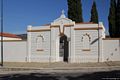 Loculi: ingresso del Cimitero di Loculi