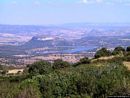 Monteleone Rocca Doria: veduta del lago e del paese