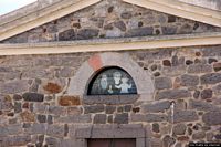 Abbasanta-chiesa di Sant’Antonio Abate: il timpano sopra il portale