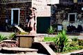 Allai-Il Monumento ai Caduti al centro della rotonda