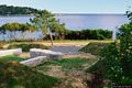 Tortol&igrave;-Su logu de S&rsquo;Iscultura: l&rsquo;opera 'Giardini di mirto' realizzata nel 1997 dall&rsquo;artista giapponese Hidetoshi Nagasawa ospitata di fronte al mare nella baia di Porto Frailis