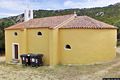 Arzachena: chiesa campestre di Santu Paulu Calta: veduta dal retro