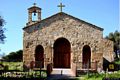 Assolo: chiesa campestre di Santa Lucia: facciata