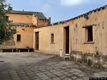 Barrali: casa Maxia: cortile interno