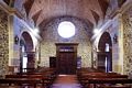 Bauladu: chiesa parrocchiale di San Gregorio Magno: veduta della navata verso l’ingresso Bauladu: chiesa parrocchiale di San Gregorio Magno: veduta della navata verso l’ingresso