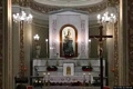 Burcei-chiesa parrocchiale di Nostra Signora di Monserrat: altare maggiore