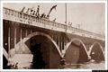 Cagliari-Il ponte in cemento del 1924 in una foto degli anni sessanta