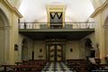 Cagliari: chiesa del Santo Sepolcro: organo a canne di fronte all’altare principale