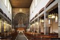 Cagliari-Chiesa parrocchiale di Santa Lucia: interno verso il presbiterio