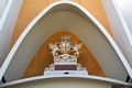 Cagliari-La chiesa parrocchiale dei Santi Martiri Giorgio e Caterina: stemma marmoreo di Genova sul portale di ingresso Cagliari-La chiesa parrocchiale dei Santi Martiri Giorgio e Caterina: stemma marmoreo di Genova sul portale di ingresso