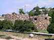 Calangianus: l’imitazione di un piccolo nuraghe nella zona industriale Calangianus: l’imitazione di un piccolo nuraghe nella zona industriale
