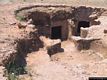 Alghero: i Piani: altra tomba ipogeica della necropoli di Anghelu Ruju Alghero: i Piani: altra tomba ipogeica della necropoli di Anghelu Ruju