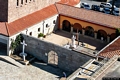 Carbonia-La chiesa parrocchiale di San Ponziano: veduta del cortile della canonica