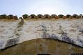 Cargeghe: chiesa romanica di Santa Maria de Contra: simbolo religioso sul lato sinistro
