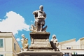 Carloforte-Il monumento a Carlo Emanuele III Carloforte-Il monumento a Carlo Emanuele III