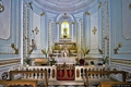 Carloforte-chiesa della Madonna dello Schiavo: interno verso il presbiterio
