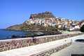 Castelsardo: veduta della città dalla strada verso Lu Bagnu