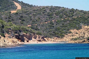 Domus de Maria-La spiaggia di su Cardinolu
