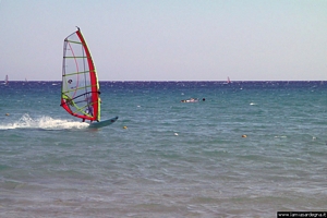 Domus de Maria-Surfista sul mare di Porto Campana