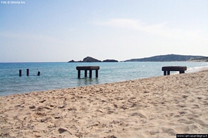 Domus de Maria-La spiaggia di su Giudeu