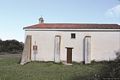 Dorgali: chiesa campestre di San Giovanni Crisostomo: veduta laterale Dorgali: chiesa campestre di San Giovanni Crisostomo: veduta laterale