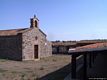 Dualchi: chiesa campestre di San Pietro e <em>Cumbessias</em>