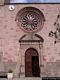 Gavoi: chiesa parrocchiale di San Gavino: il portale con il rosone