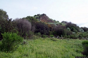 Gesturi-resti del nuraghe Nuraceddeu