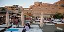 Arzachena-Baja Sardinia: il Forte Cappellini ed alla sua base il locale chiamato�Phi Beach