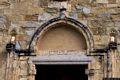 Guspini: chiesa parrocchiale di San Nicola di Mira: il portale
