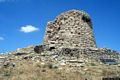 Isili: il nuraghe Is Paras: veduta della torre