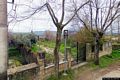 Laconi-Cancello di ingresso al giardino nel quale si trova la chiesa di San Giovanni Battista