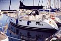 Viaggio all’isola di Mal di Ventre: la nostra barca <em>Zukabamba</em> ancorata nel porto di Oristano