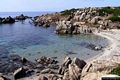 La costa orientale dell’isola di Mal di Ventre: la spiaggia della Cala elle Saline