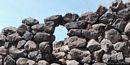 Mogoro-resti del nuraghe Cuccurada: veduta interna Mogoro-resti del nuraghe Cuccurada: veduta interna
