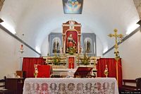 Norbello: chiesa parrocchiale dei Santi Giulitta e Quirico: altare allestito per la festa
