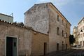 Nuoro: la casa natale di Grazia Deledda come si presenta oggi dopo che il vento ha strappato il grande manifesto illustrativo