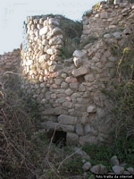 Nuoro-resti del nuraghe Nurdole