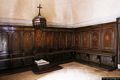 Olzai: chiesa parrocchiale di San Giovanni Battista: coro ligneo dietro l’altare maggiore