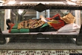 Orgosolo-Cripta che accoglie le spoglie della Beata Antonia Mesina: statua vestita con il costume locale Orgosolo-Cripta che accoglie le spoglie della Beata Antonia Mesina: statua vestita con il costume locale