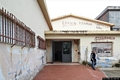 Orgosolo-Scuole secondarie: ingresso della palestra