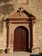 Oristano-Massama: portale della chiesa parrocchiale dedicata a Santa Maria Vergine Assunta