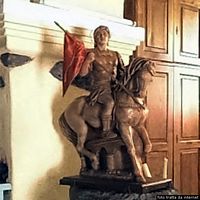 Orosei-Chiesa di San Gavino Martire: il gruppo marmoreo che rappresenta San Gavino a cavallo