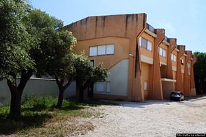 Orosei-Palestra dell&rsquo;Istituto Comprensivo: esterno