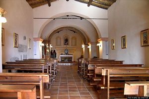 Orosei-Chiesa di Santa Lucia: interno della chiesa di Santa Lucia