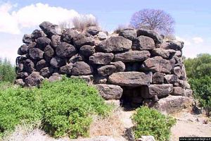 Orosei-Il nuraghe di Osalla